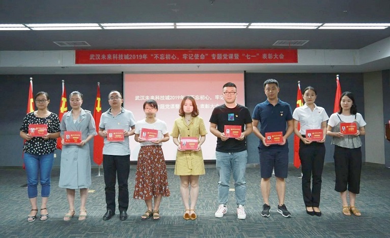 d2d91e17-ffda-4af4-8b44-76261f94626e d2d91e17-ffda-4af4-8b44-76261f94626e