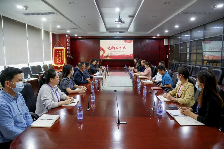 250a4251-b871-4817-976f-0bab2de7bbd2