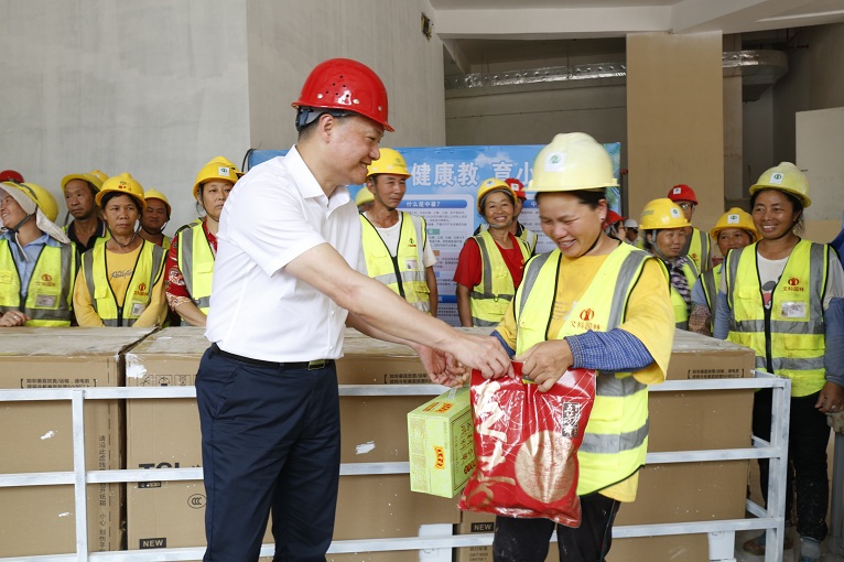 057421e2-9dcf-4c34-8c2b-a3422e432a08