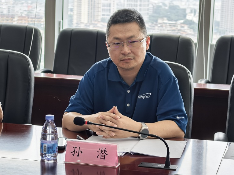 31ffd3a5-349a-4fe5-9a59-f5bc12f39f6e